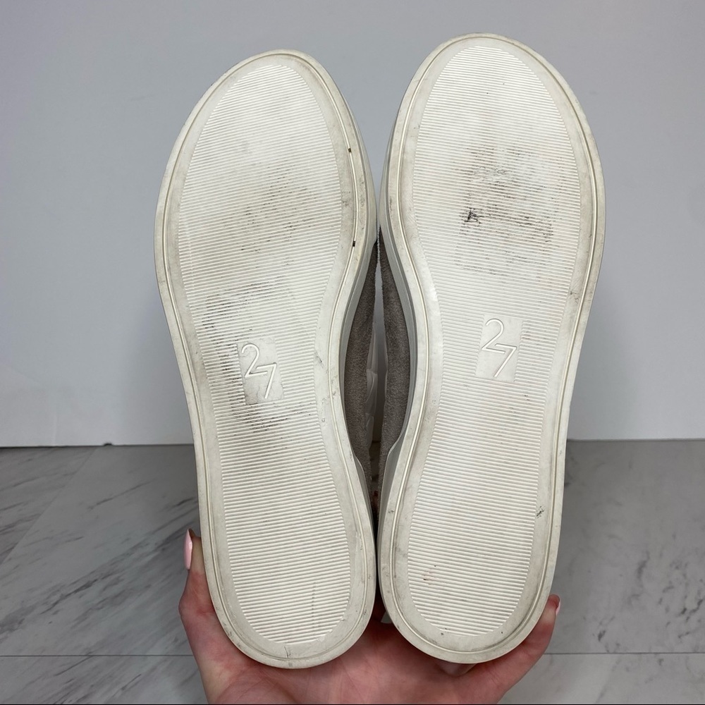 27 Edit Valarie Sneaker - Picture 11 of 12